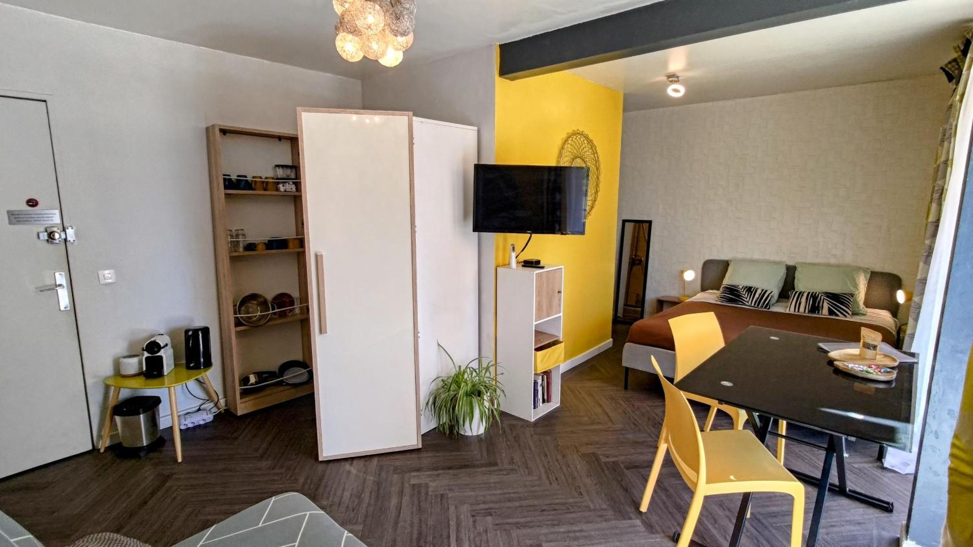 Studio Soleil Et Verdure - Montpellier Celleneuve Bagian luar foto
